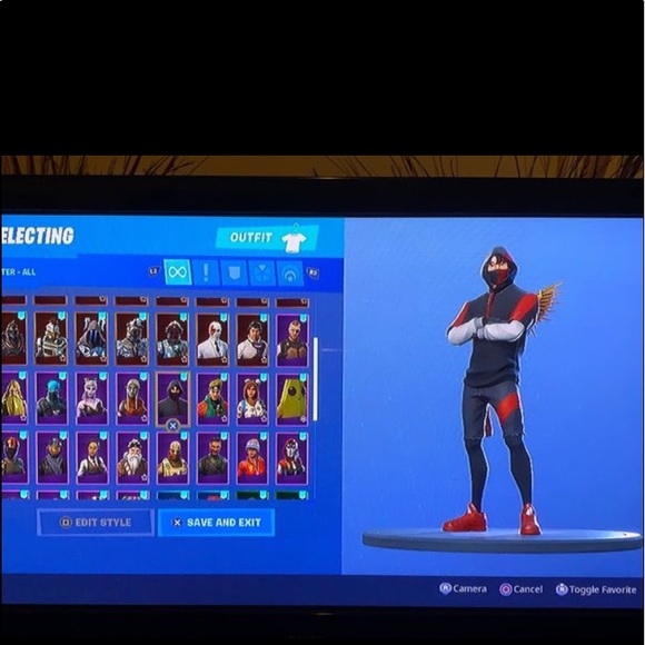 Ikonik skin!!! and other skins...stacked account - Picture 3 of 7